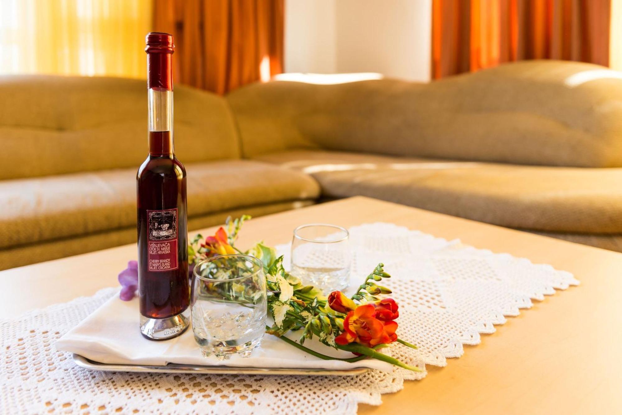 Rooms Karla Полаче Экстерьер фото